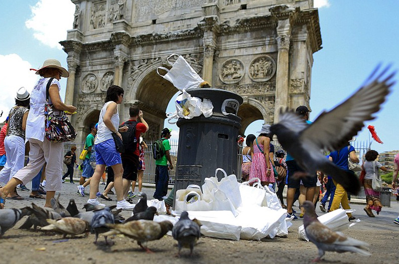 degrado roma 1